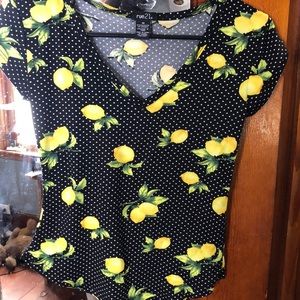 LEMON SHIRT! Super unique! XS